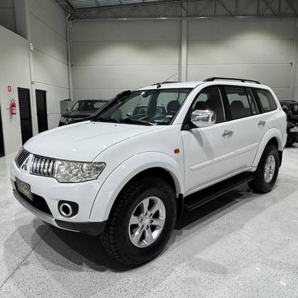 MITSUBISHI PAJERO DAKAR 3.2 4X4 16V TURBO INTERCOOLER DIESEL 4P AUTOMÁTICO MITSUBISHI PAJERO DAKAR 3.2 4X4 16V TURBO INTERCOOLER DIESEL 4P AUTOMÁTICO